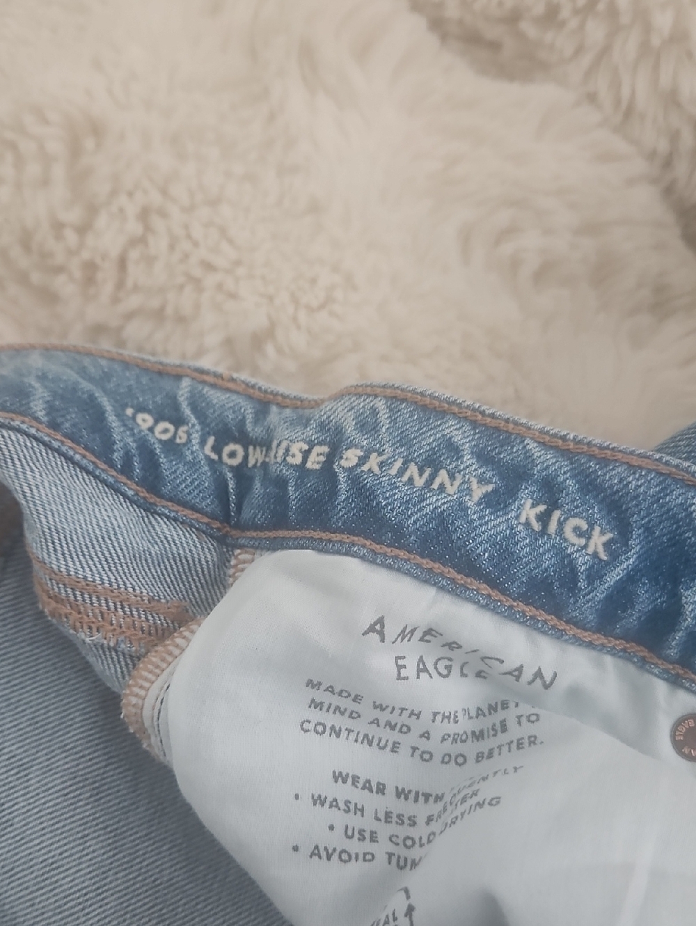 NWT American Eagle 90's Low-rise Skinny Kick Jeans - Picture 6 of 12